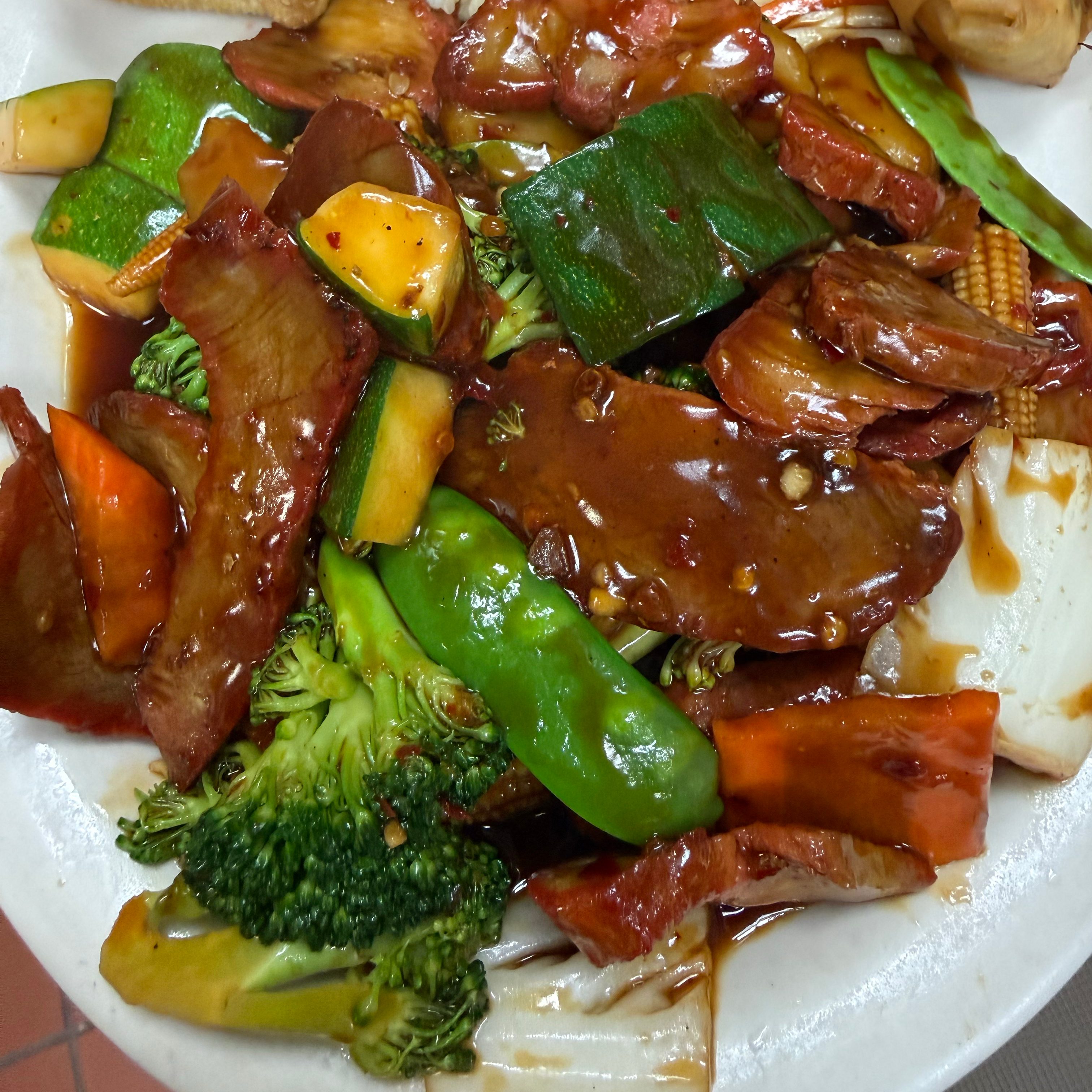 Barbecued Pork with Vegetables.