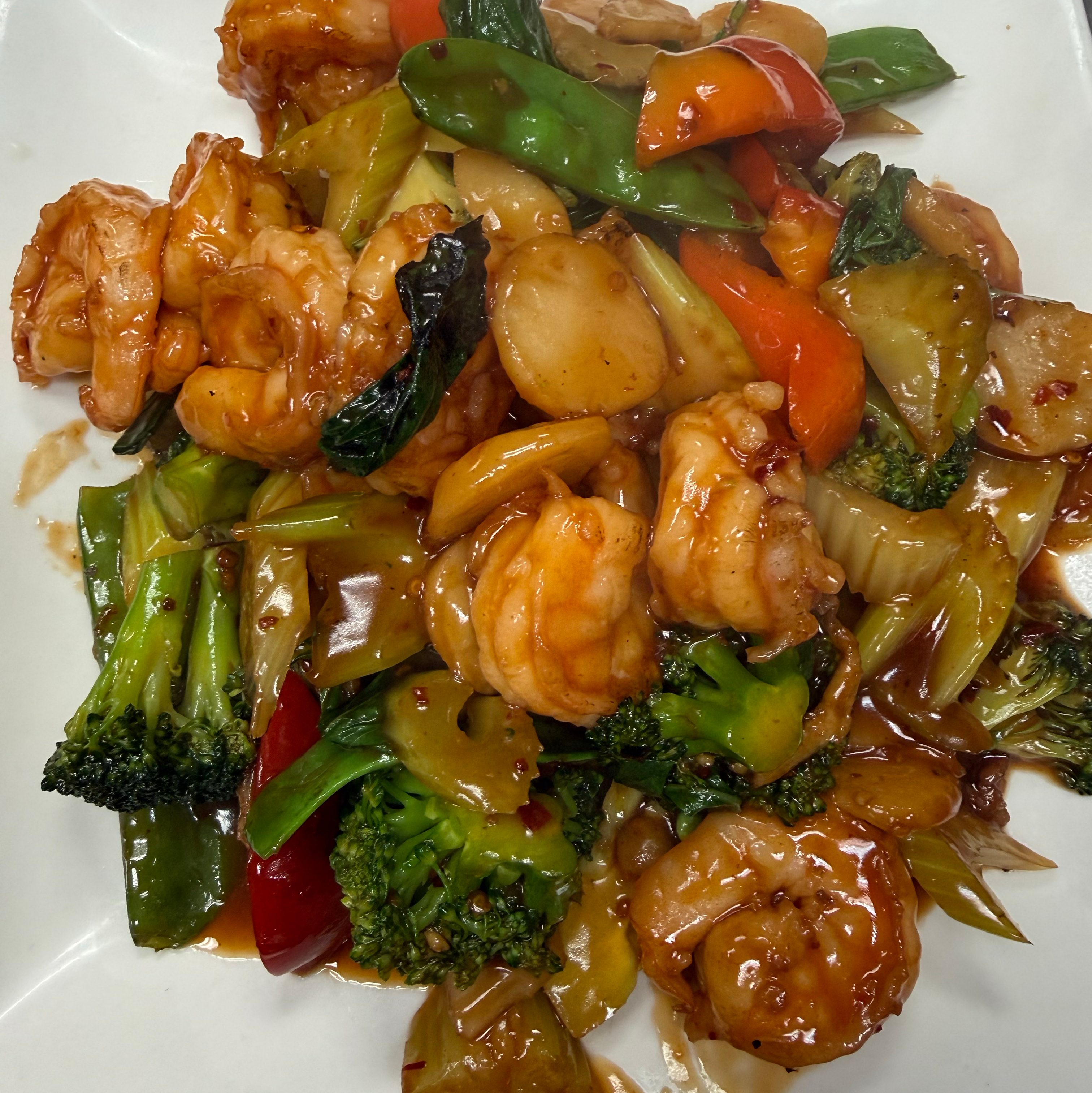 Seafood with Garlic Sauce.