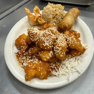 L - Sesame Chicken Chef's Special