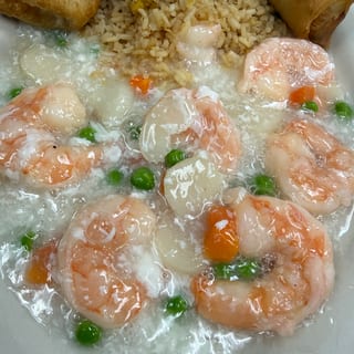 L - Shrimp with Lobster Sauce